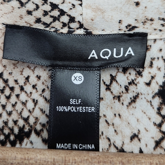 AQUA by Bloomingdale's Snake Print Twist Front‎ Top Career Size XS NWT $68 - Picture 5 of 9